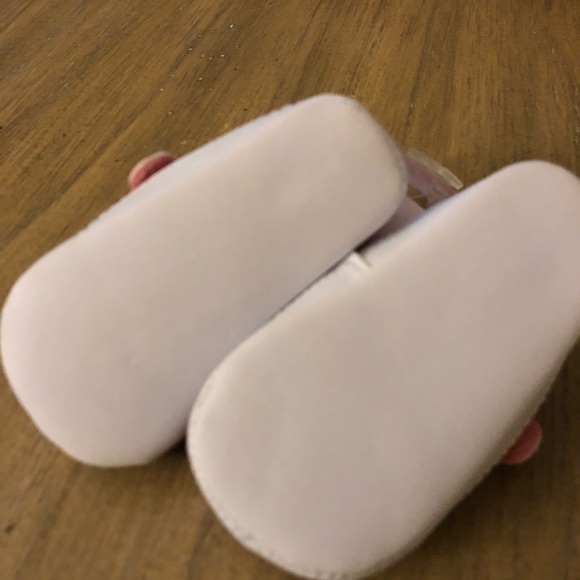 Carter’s NB shoes - Picture 2 of 3